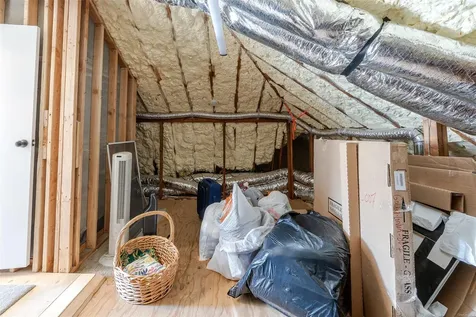 8 Orchard Neck Road Center Moriches NY 11934