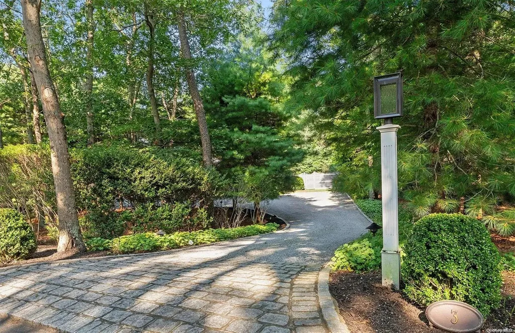 3 Cedar Trail East Hampton NY 11937