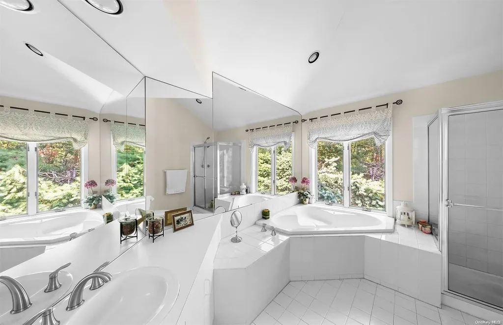 3 Cedar Trail East Hampton NY 11937