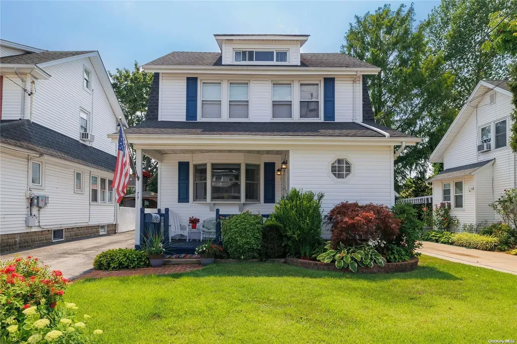 74 Clinton Avenue Lynbrook NY 11563
