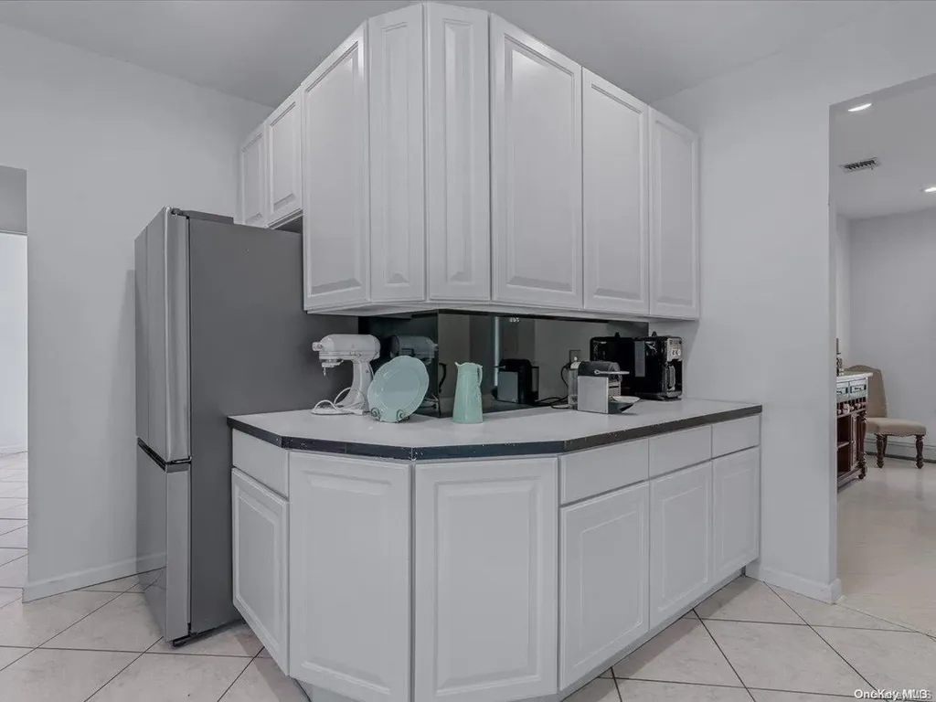 39 Merritts Path Rocky Point NY 11778