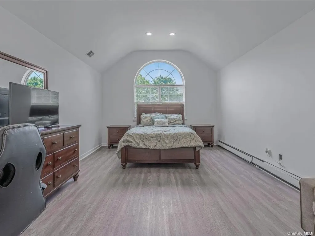 39 Merritts Path Rocky Point NY 11778