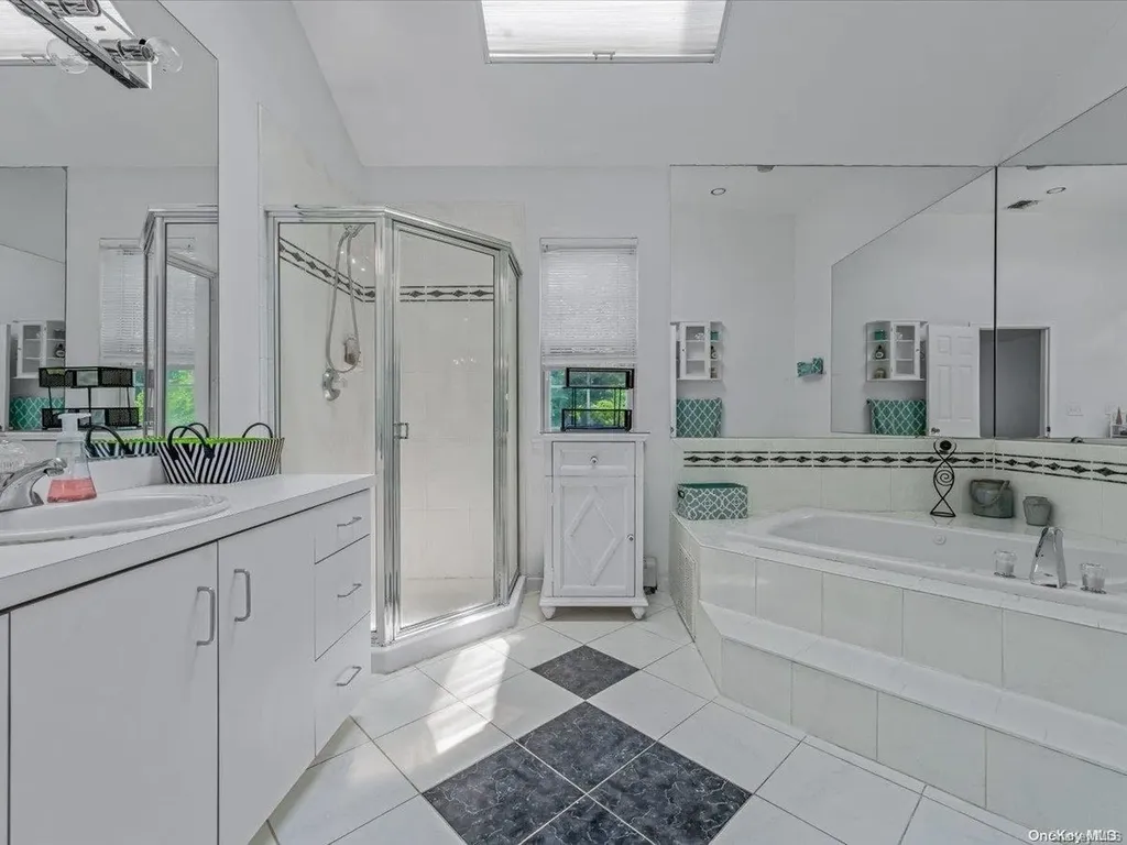 39 Merritts Path Rocky Point NY 11778