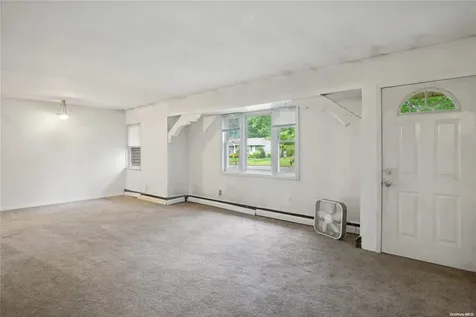 17 Lolly Lane Centereach NY 11720