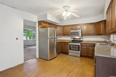 17 Lolly Lane Centereach NY 11720