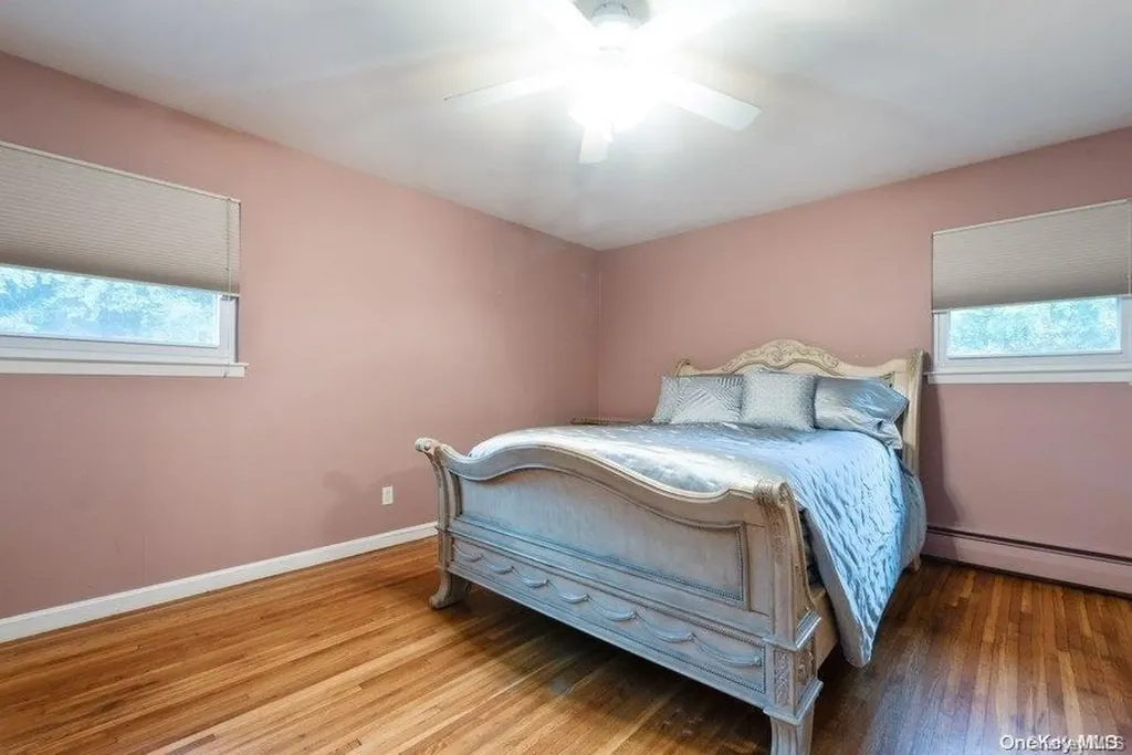 1 Deepdale Glen Cove NY 11542