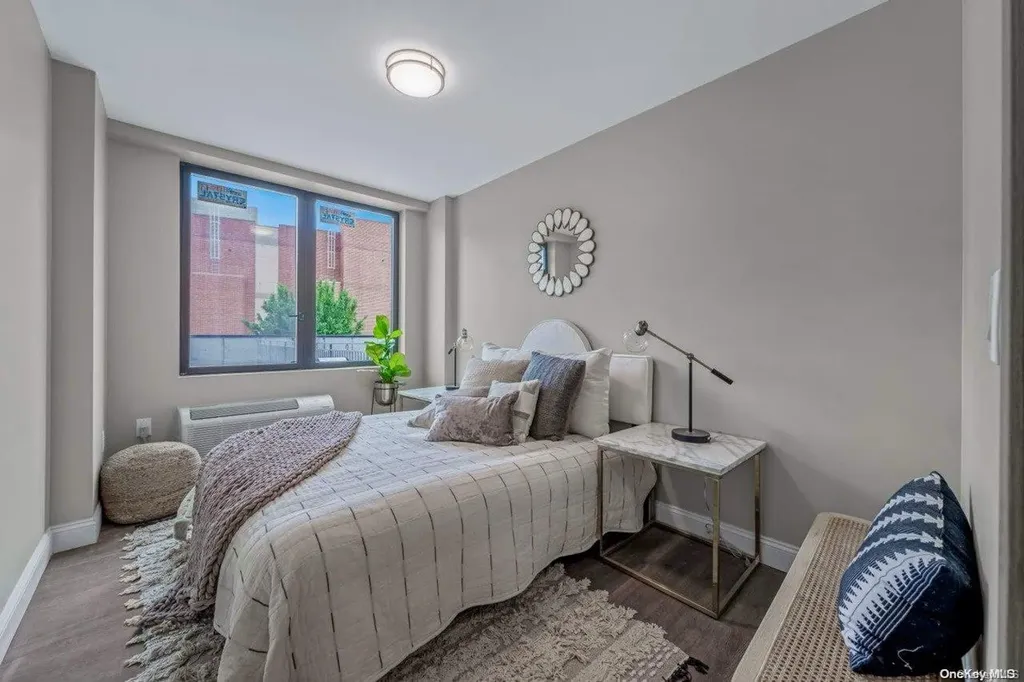 163-07 72 Avenue Fresh Meadows NY 11365