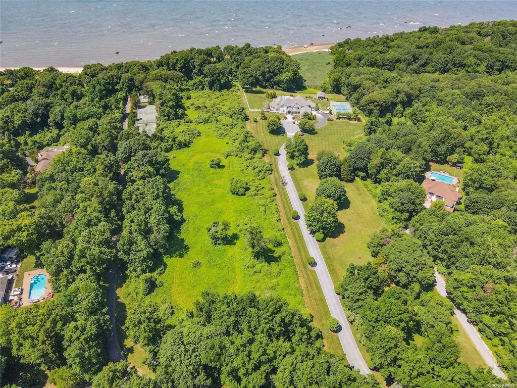 Boney Lane Nissequogue NY 11780