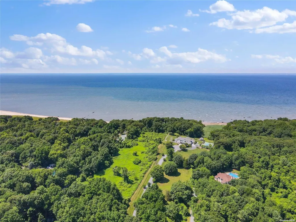 Boney Lane Nissequogue NY 11780