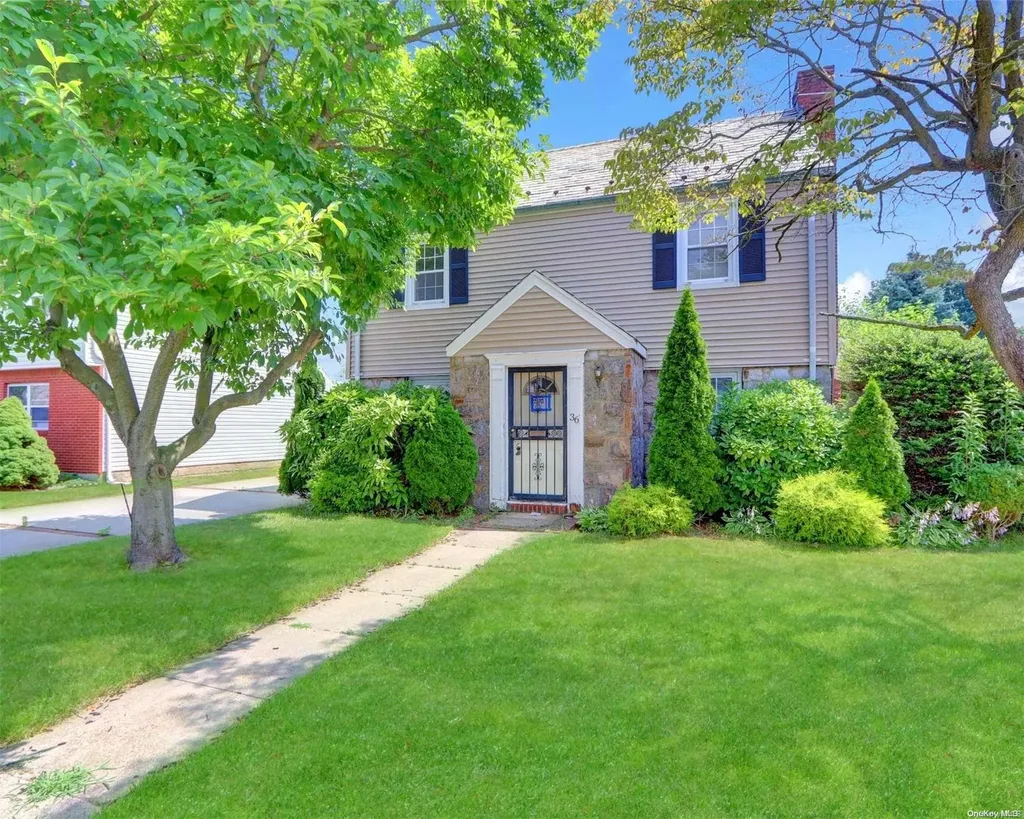36 Perry Street Hempstead NY 11550