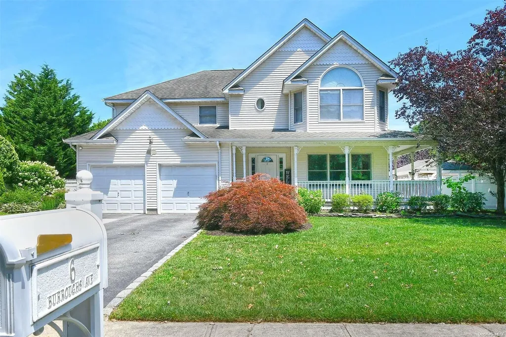 6 Burroughs Avenue Dix Hills NY 11746