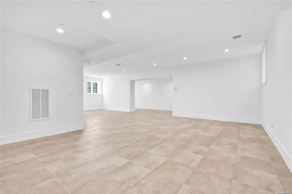 150-26 Sullivan Drive Whitestone NY 11357