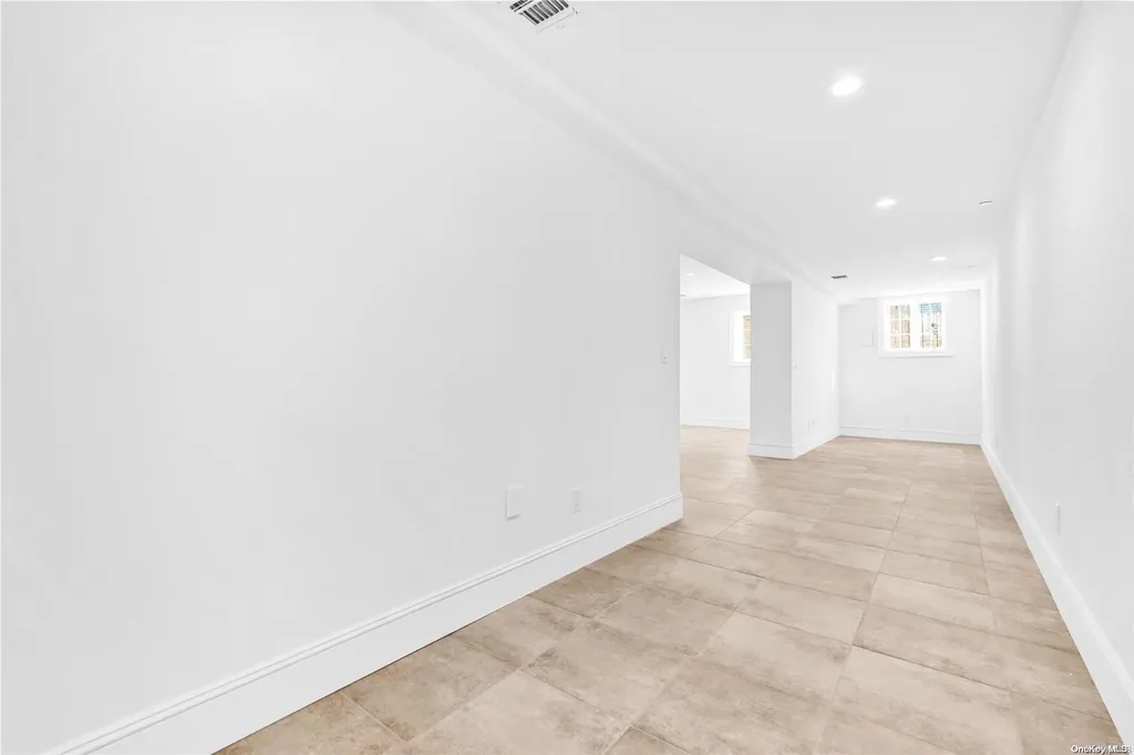 150-26 Sullivan Drive Whitestone NY 11357