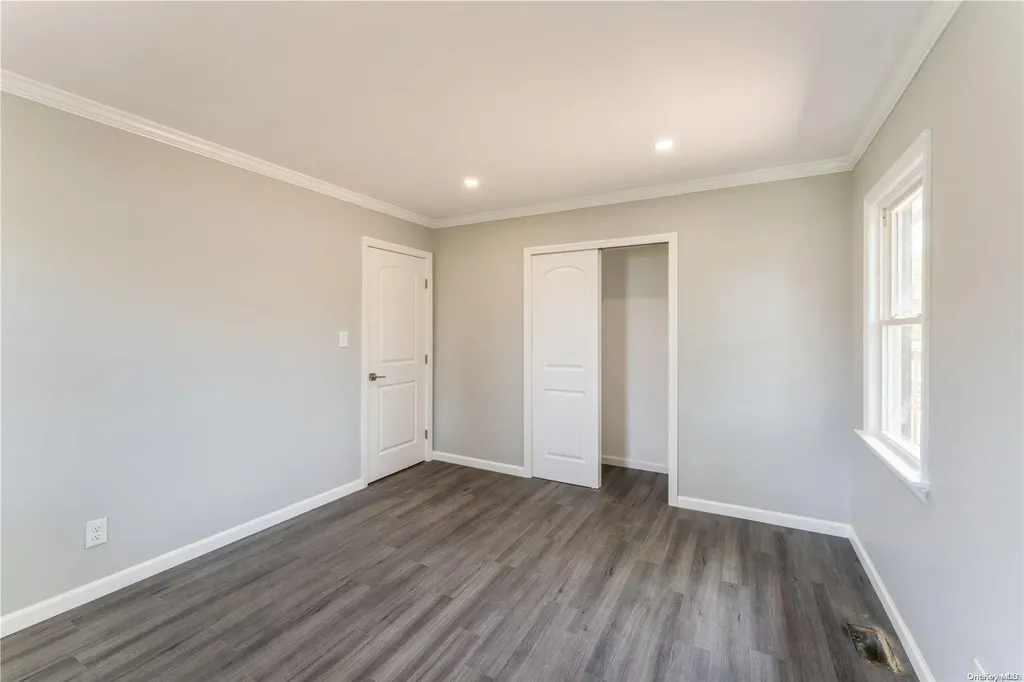 30 Crestline Avenue Bethpage NY 11714