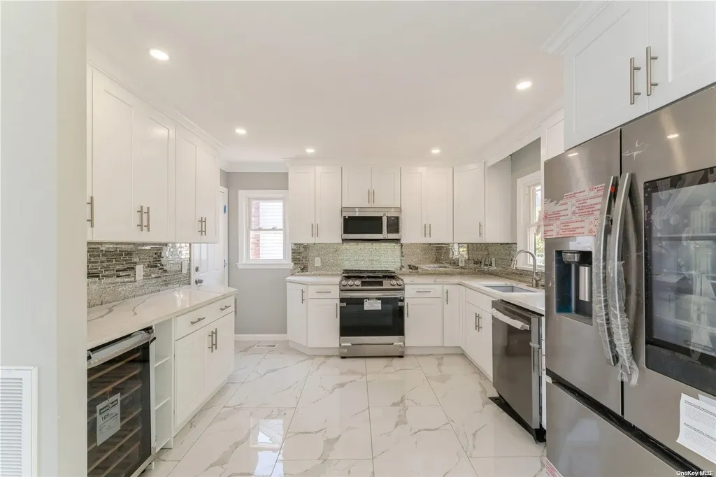 30 Crestline Avenue Bethpage NY 11714