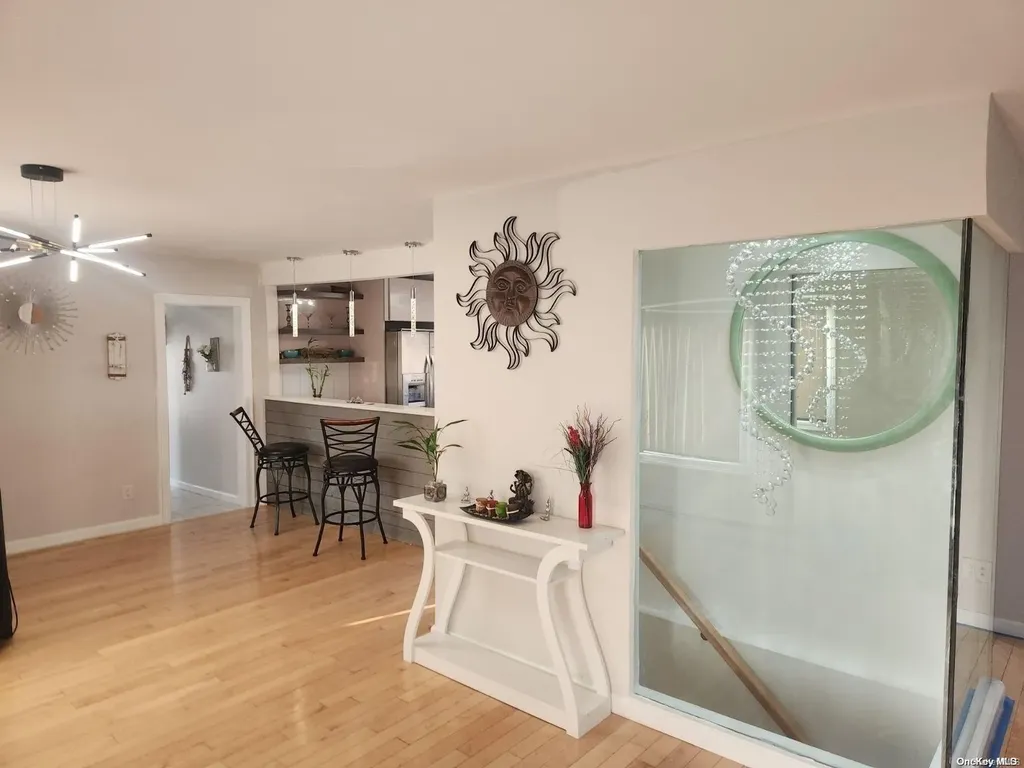 109 Stirling Avenue Freeport NY 11520