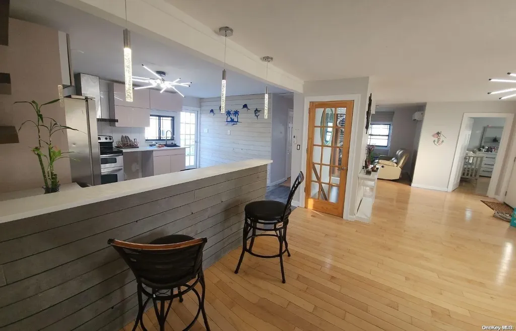 109 Stirling Avenue Freeport NY 11520