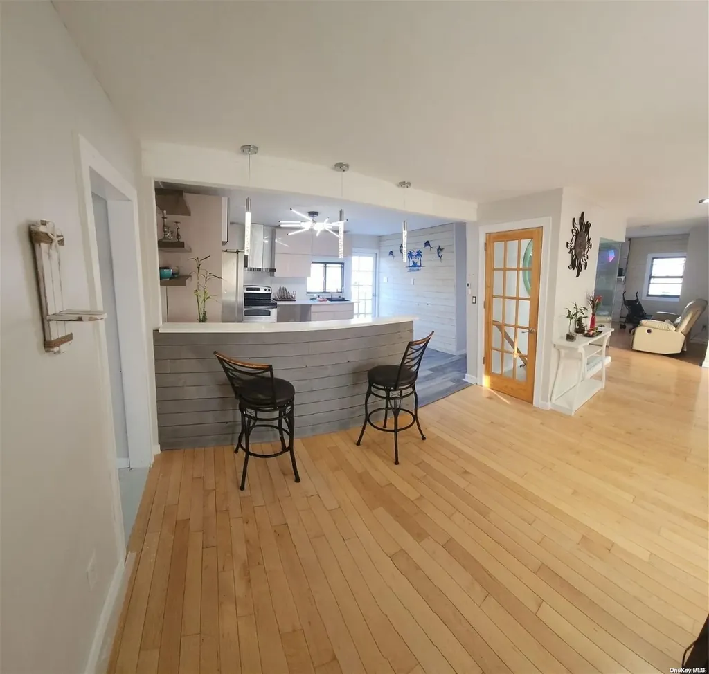 109 Stirling Avenue Freeport NY 11520