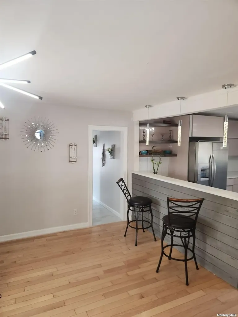 109 Stirling Avenue Freeport NY 11520