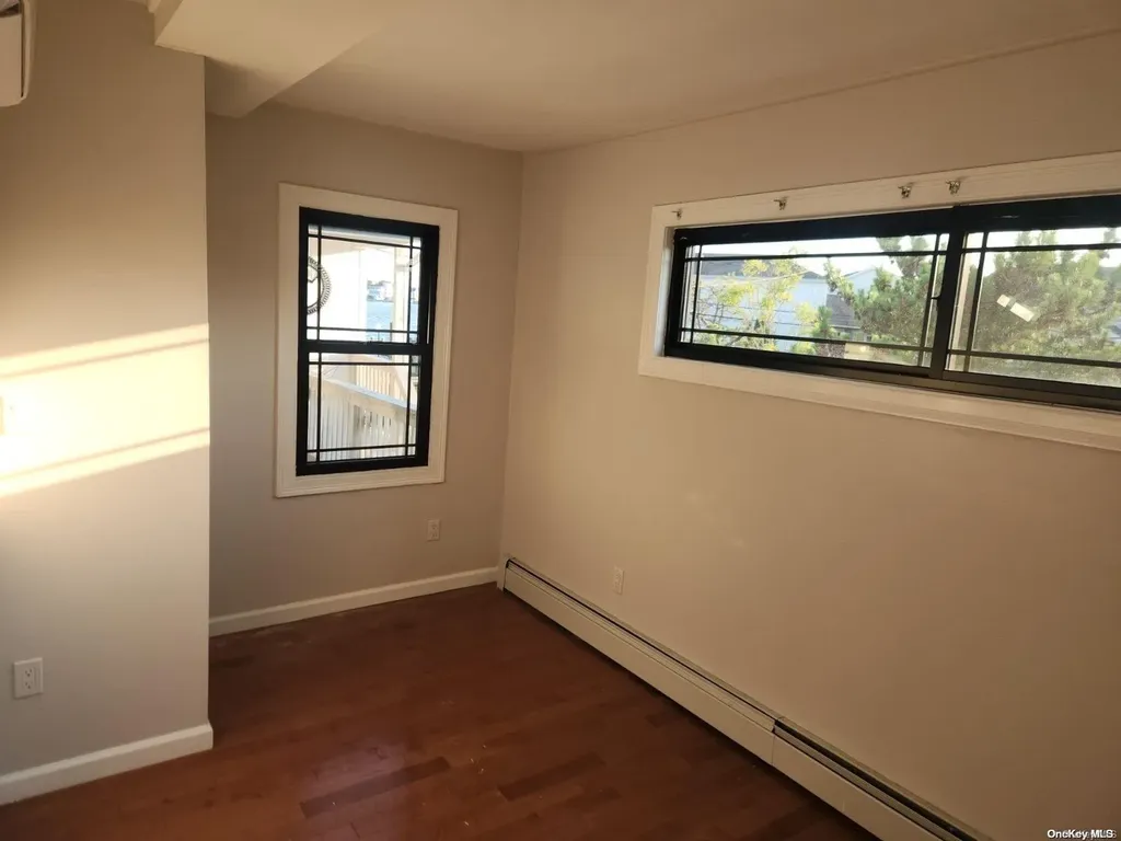 109 Stirling Avenue Freeport NY 11520