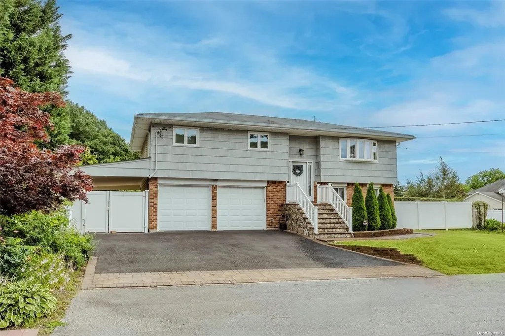 6 Thorne Court Bethpage NY 11714