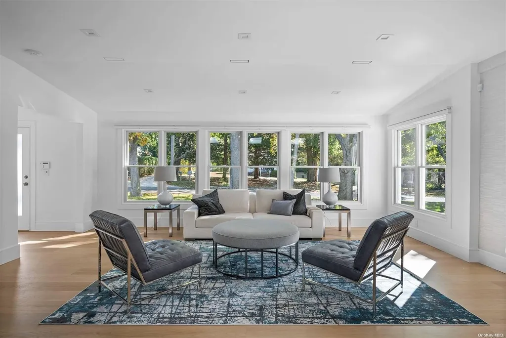 21 Payne Avenue Sag Harbor NY 11963