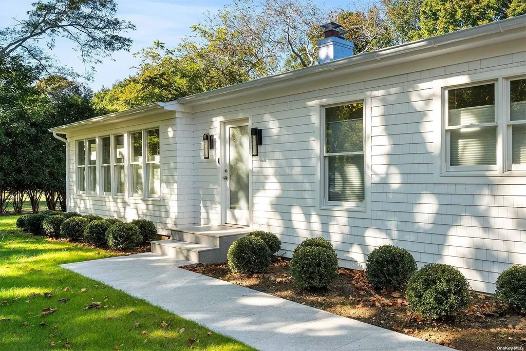 21 Payne Avenue Sag Harbor NY 11963