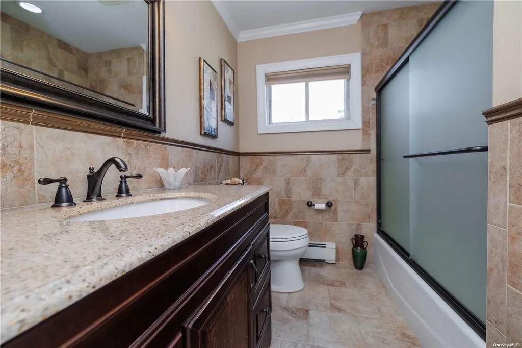 186 Saint Marks Avenue Freeport NY 11520