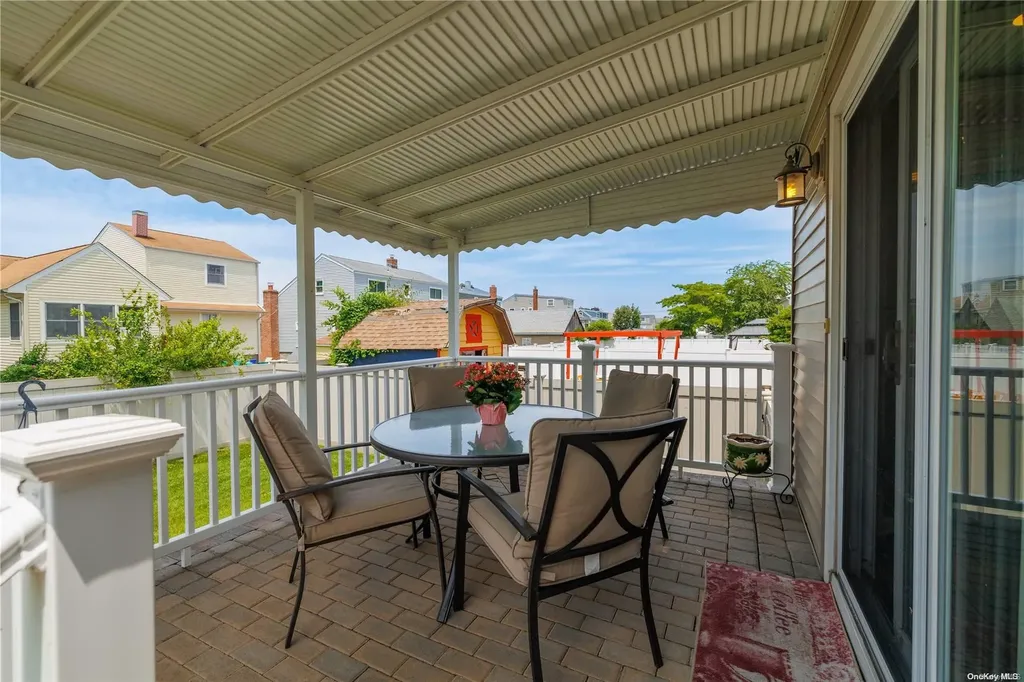 186 Saint Marks Avenue Freeport NY 11520