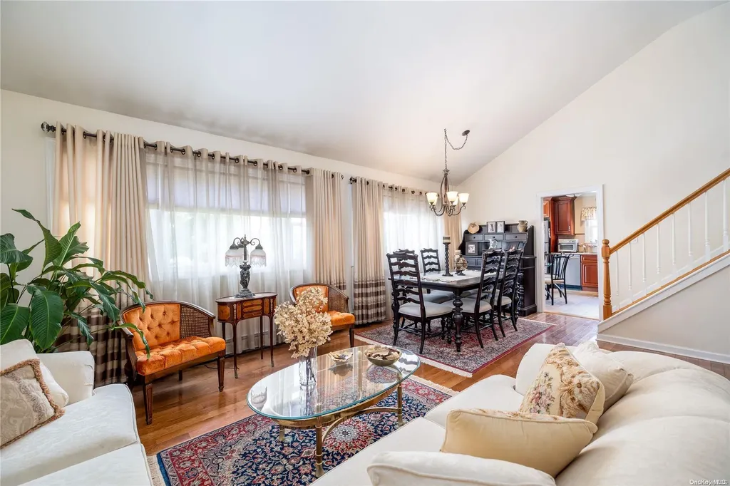 186 Saint Marks Avenue Freeport NY 11520