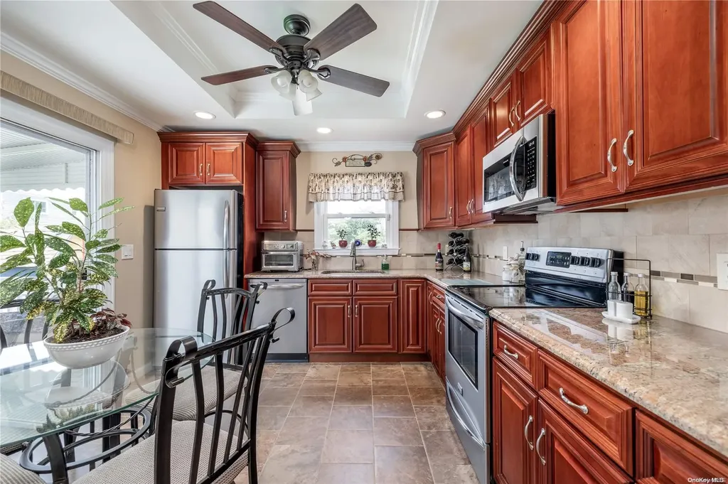186 Saint Marks Avenue Freeport NY 11520