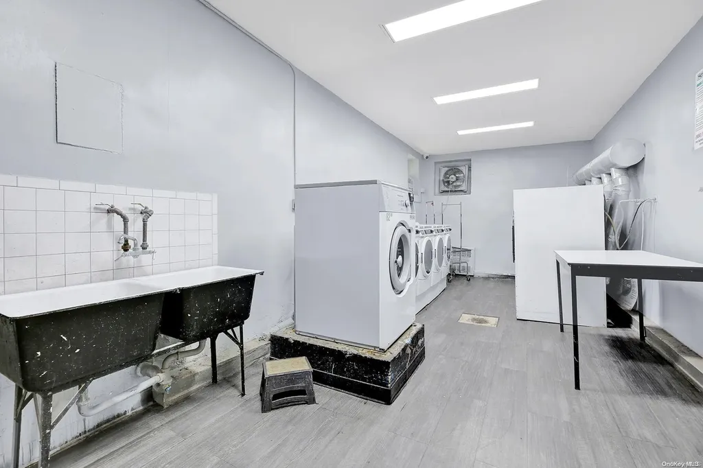 1200 E 53 Brooklyn NY 11234