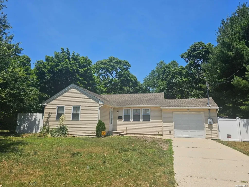 3 Birch Street Central Islip NY 11722