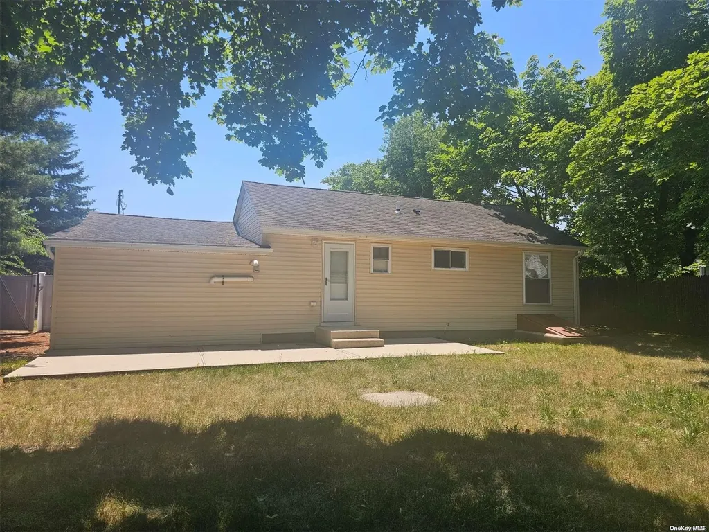 3 Birch Street Central Islip NY 11722