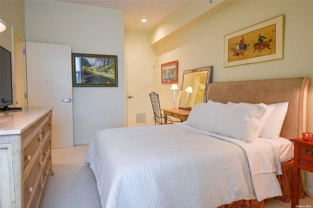 256 Dune Westhampton Beach NY 11978