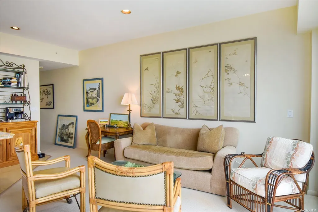 256 Dune Westhampton Beach NY 11978