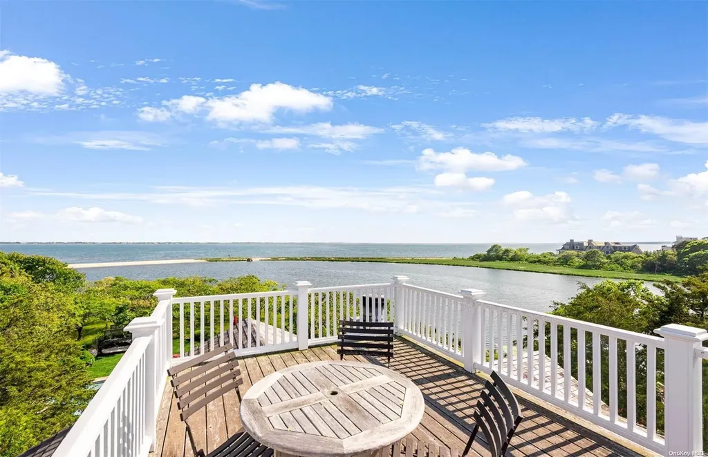 134 Middle Pond Road Southampton NY 11968