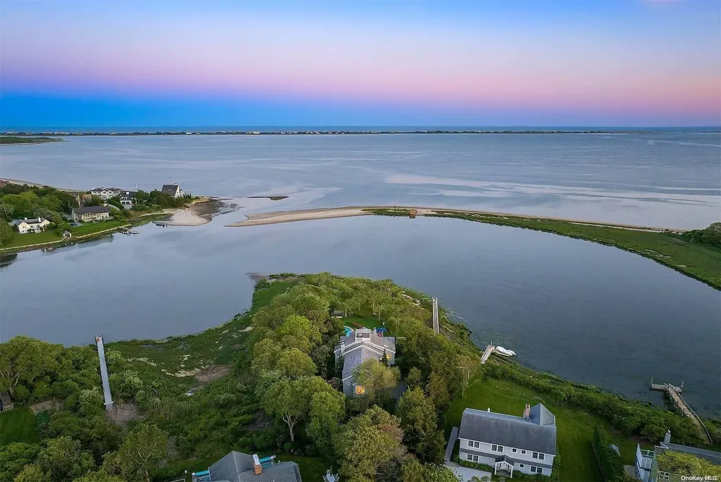 134 Middle Pond Road Southampton NY 11968