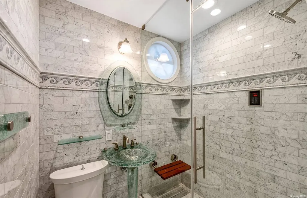 134 Middle Pond Road Southampton NY 11968
