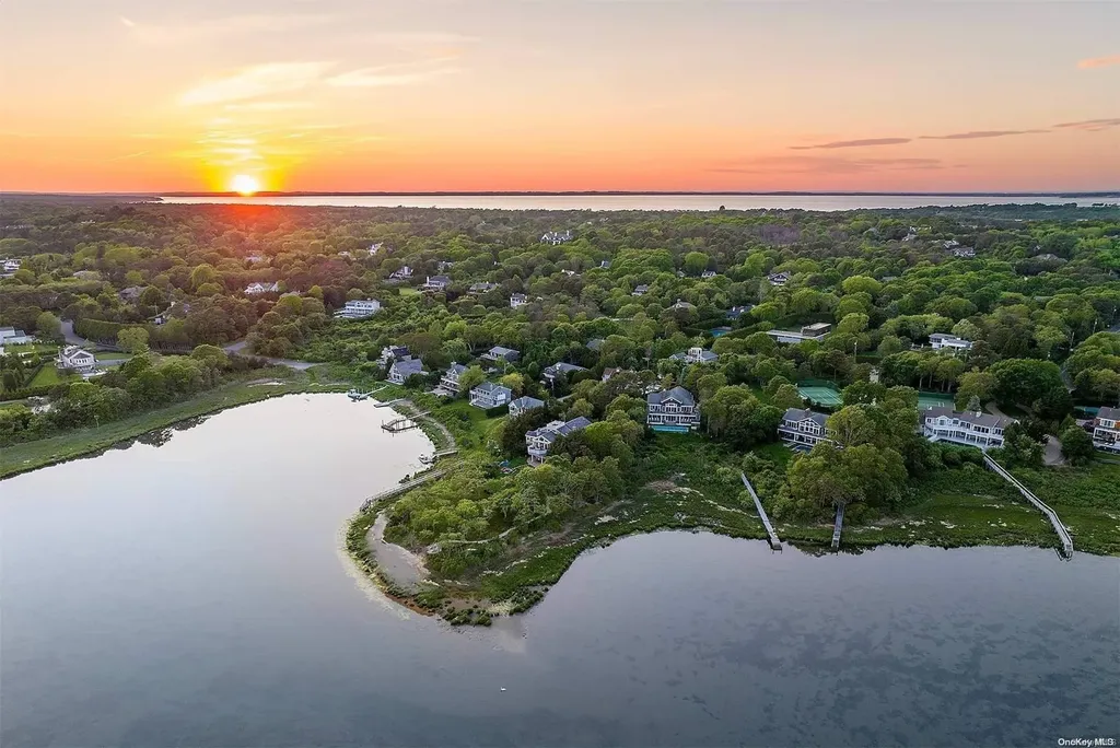 134 Middle Pond Road Southampton NY 11968