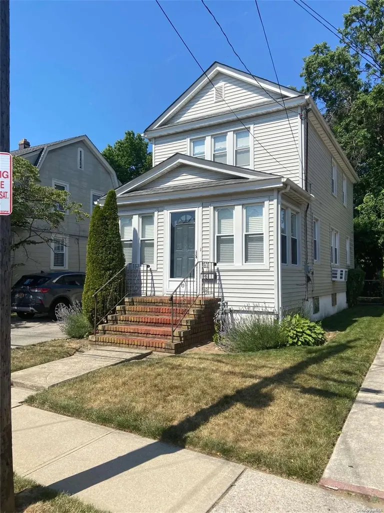 58 Cochran Place Valley Stream NY 11581