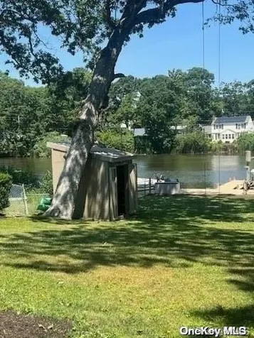 71 Overlook Drive Mastic NY 11950