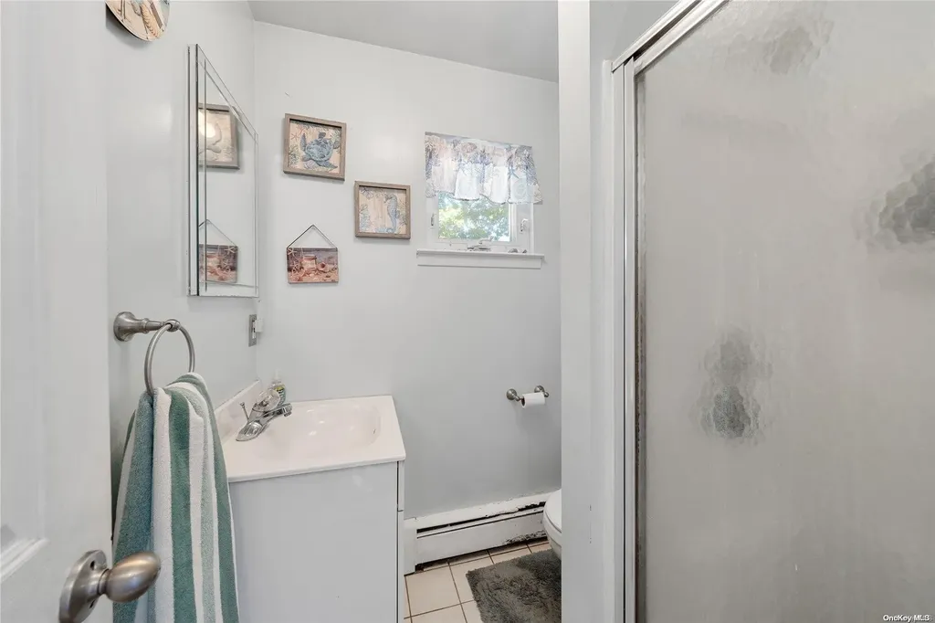 112 Webster Avenue Ronkonkoma NY 11779