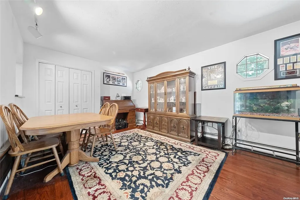 112 Webster Avenue Ronkonkoma NY 11779