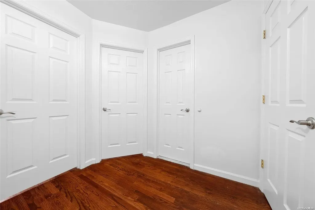 112 Webster Avenue Ronkonkoma NY 11779