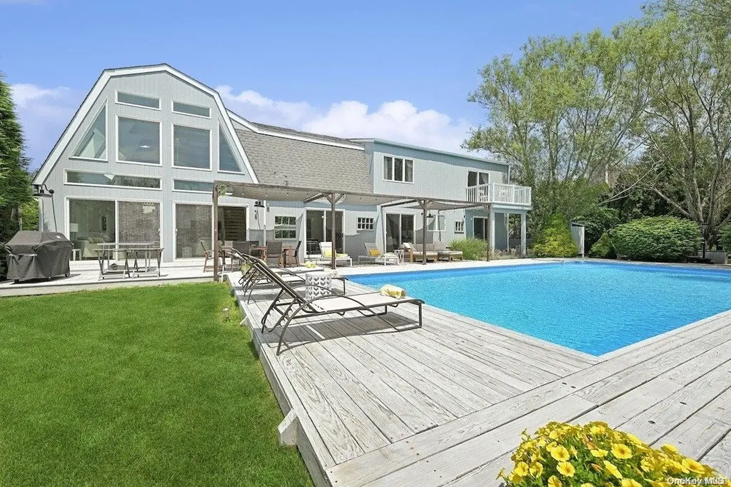 2 William Way Southampton NY 11968