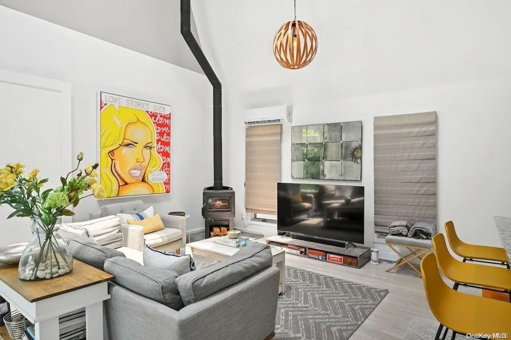 2 William Way Southampton NY 11968