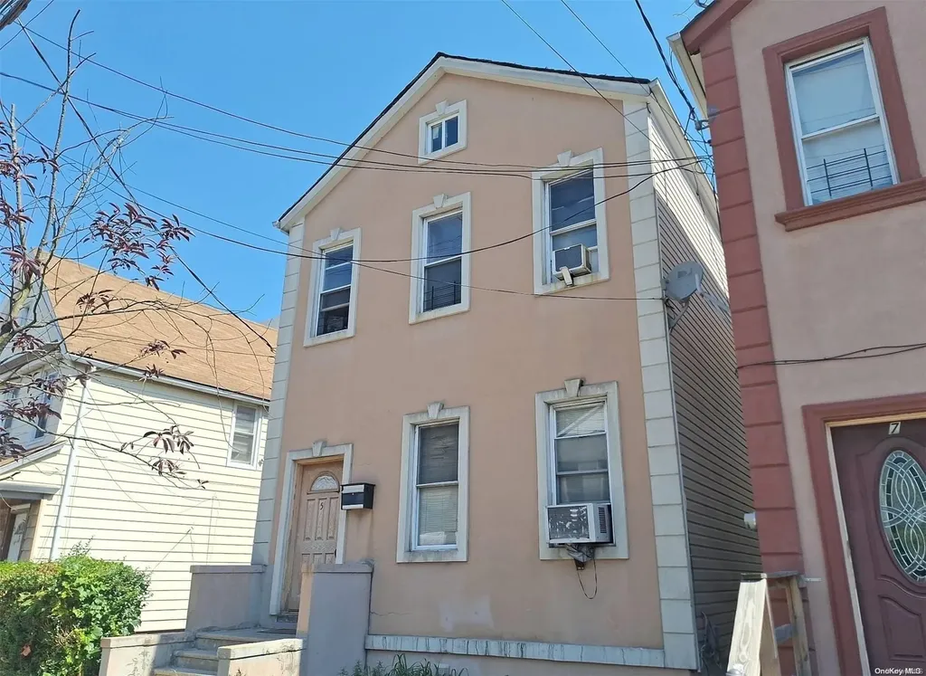 5 Cebra Avenue Staten Island NY 10301