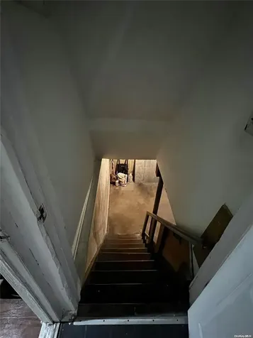 82 Ryder Avenue North Babylon NY 11703