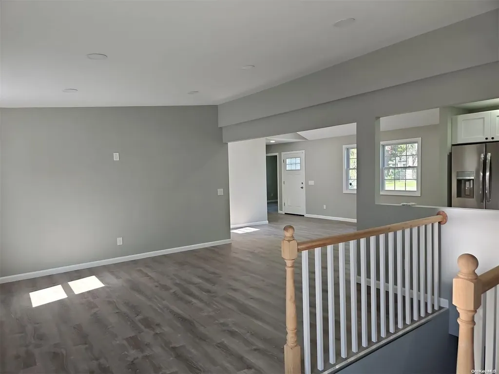 38 Parkside Avenue Miller Place NY 11764